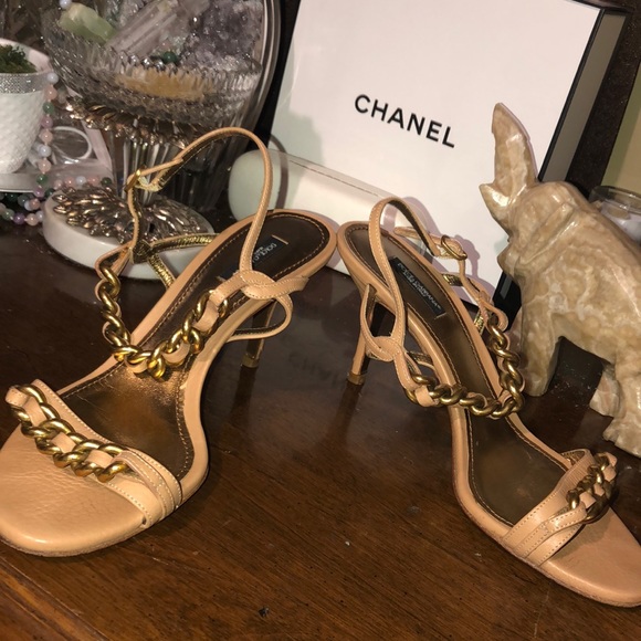 AUTH DOLCE & GABBANA Pebbled Leather Gold Chain Couture Heels - Picture 1 of 12